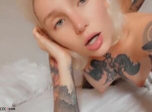 Fantastic Bitch In Tattoos Gets Fucked